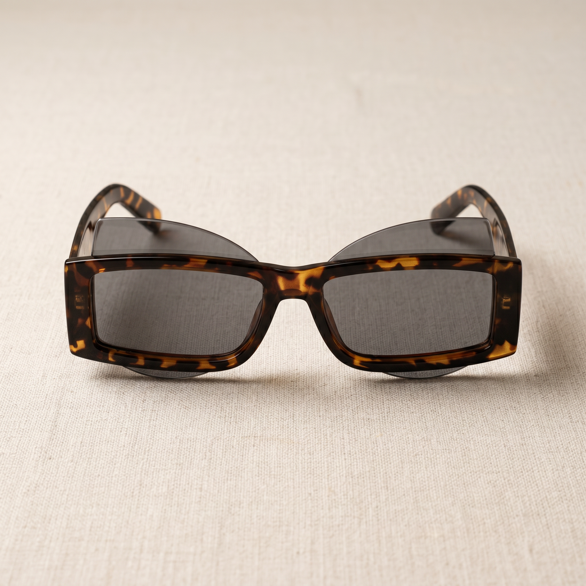 Naomi lunettes de soleil cat-eye rectangulaire écaille UV400